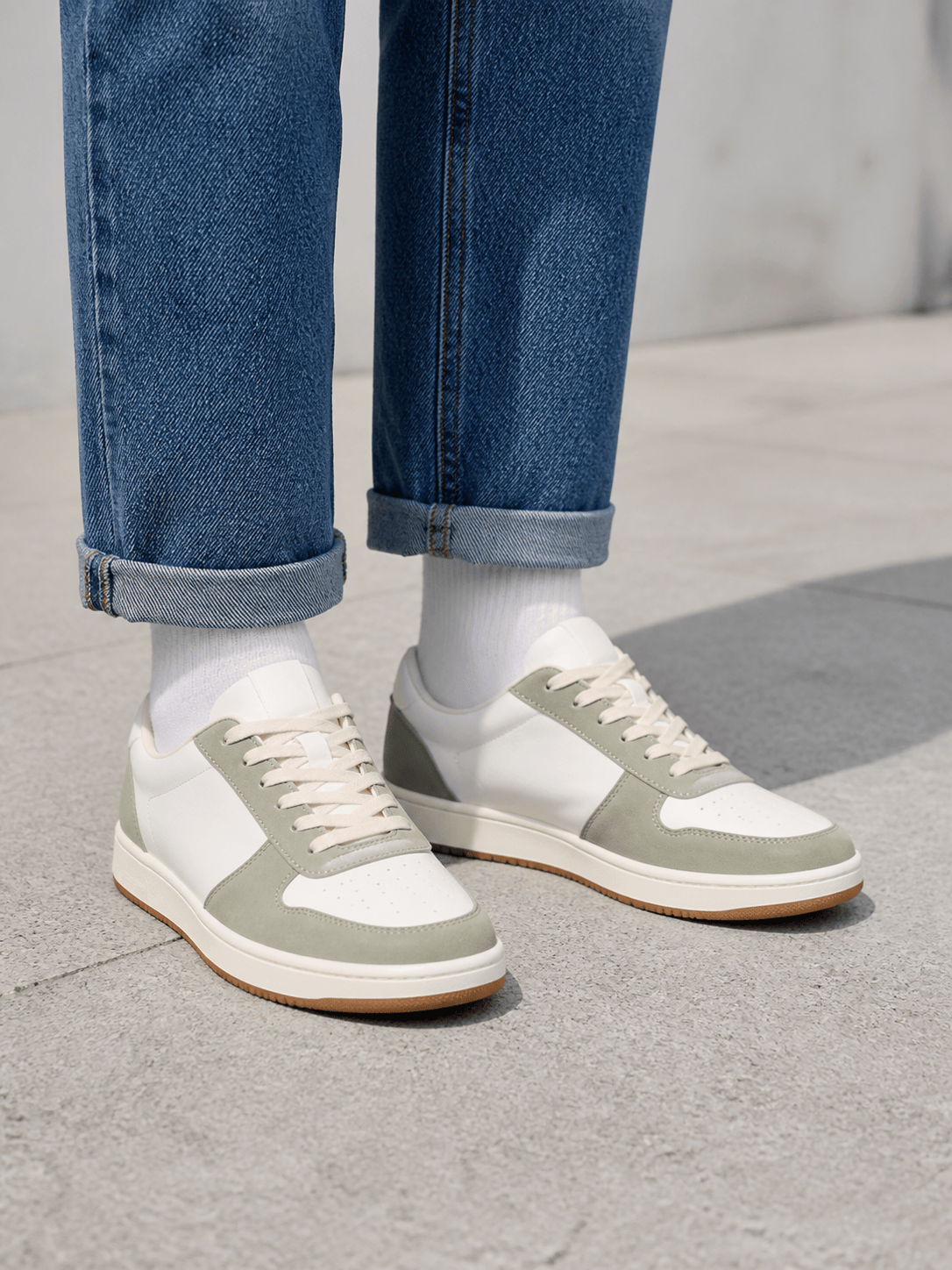AI sneaker try on